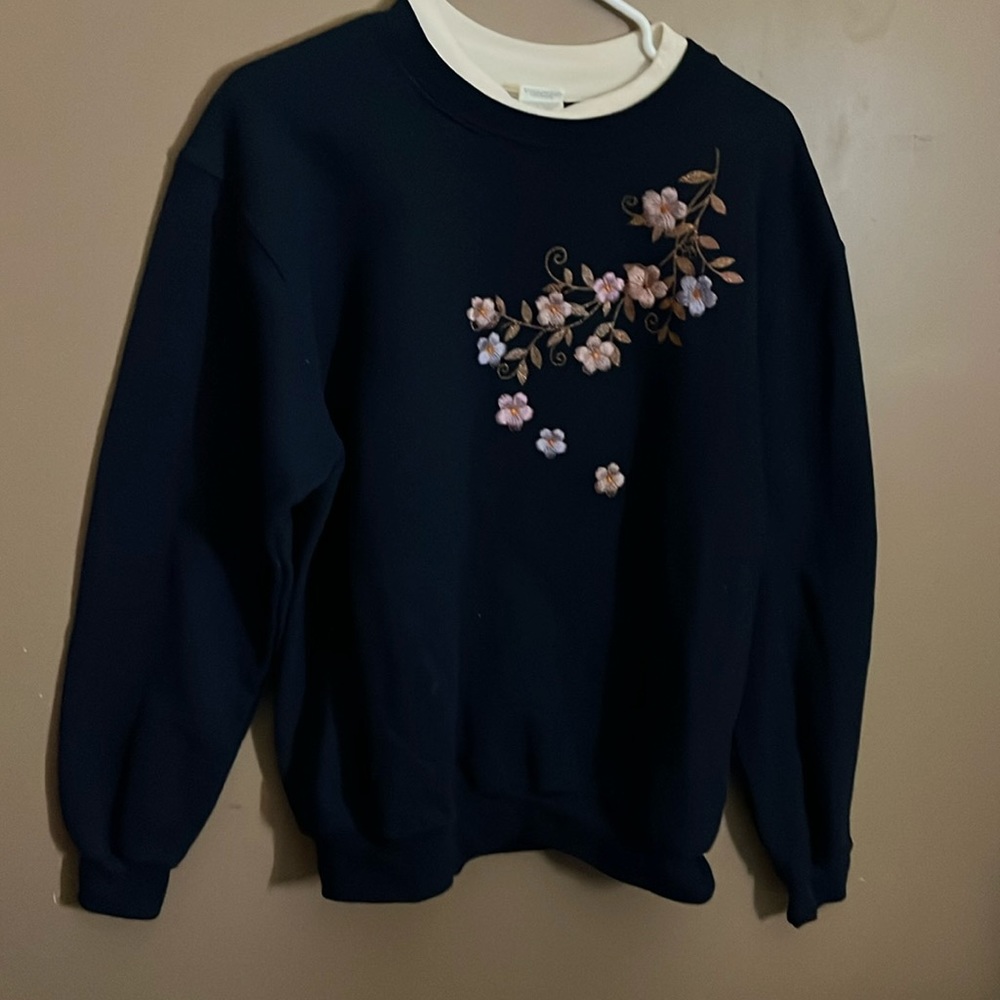 😄Double collar sweatshirt embroidered
